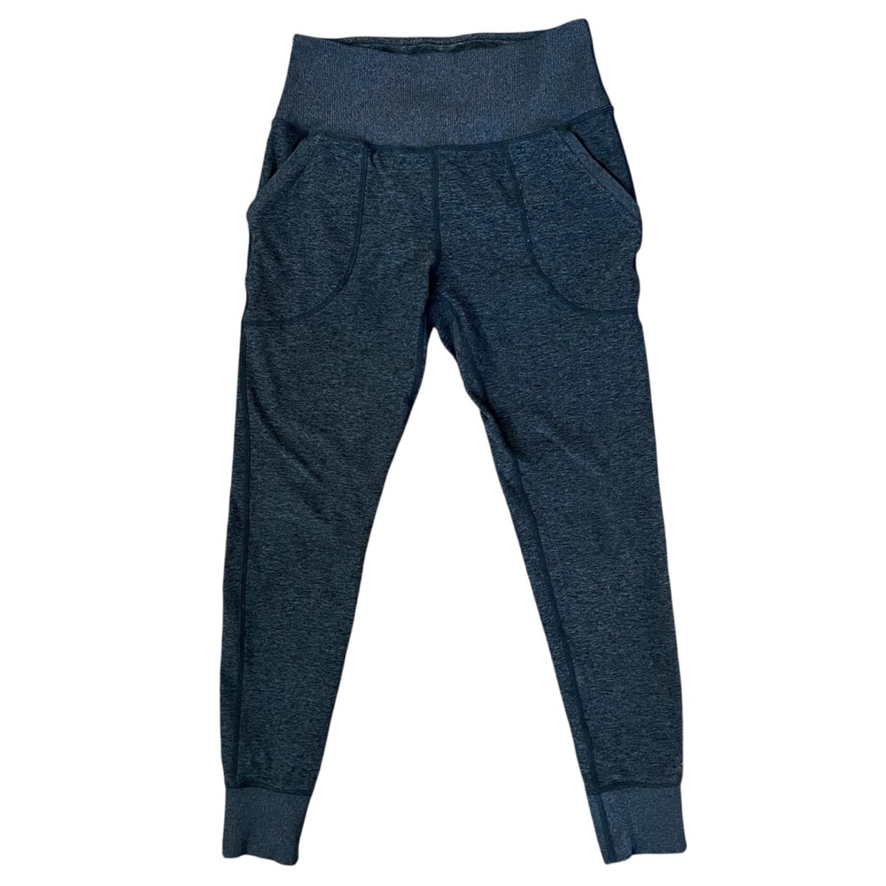 Zella Restore Soft Leggings in Dark Gray Heather with Pockets in Medium